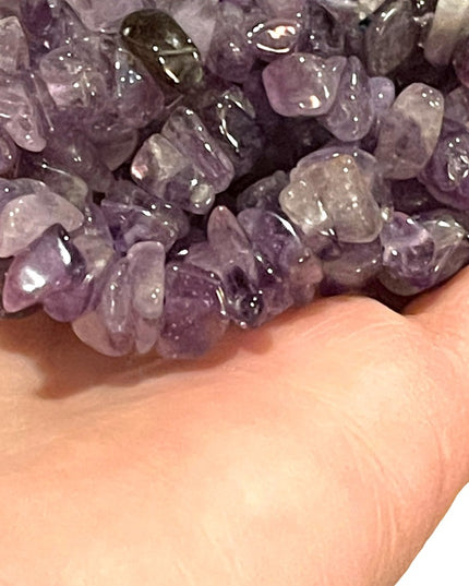 Beautiful vintage amethyst chip with donught pendant necklace 36”