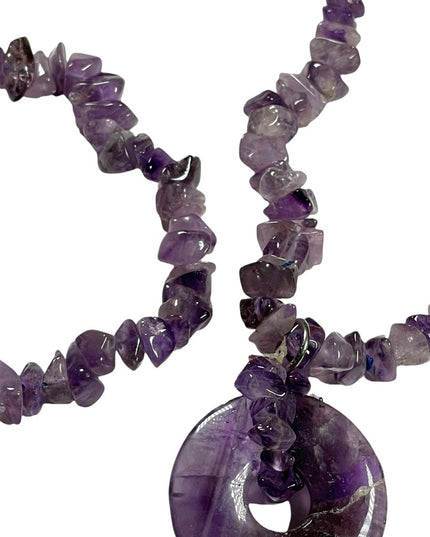 Beautiful vintage amethyst chip with donught pendant necklace 36”