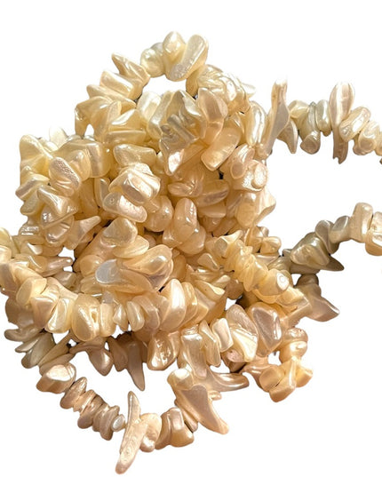 Vintage Shell Necklace 36” Chip cream MOP