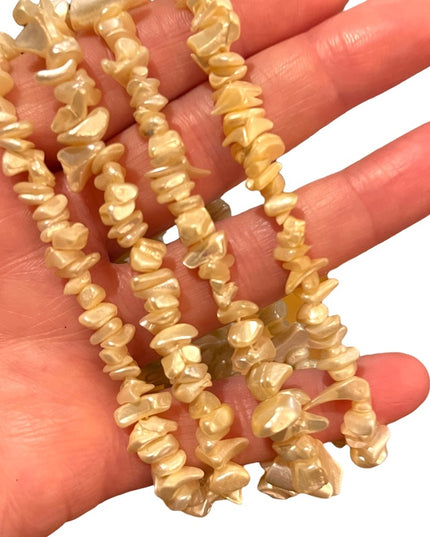 Vintage Shell Necklace 36” Chip cream MOP