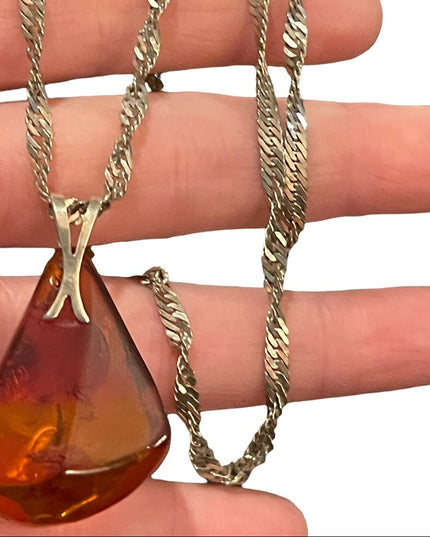 Vintage Sterling silver 925 necklace with faux? Amber pendant