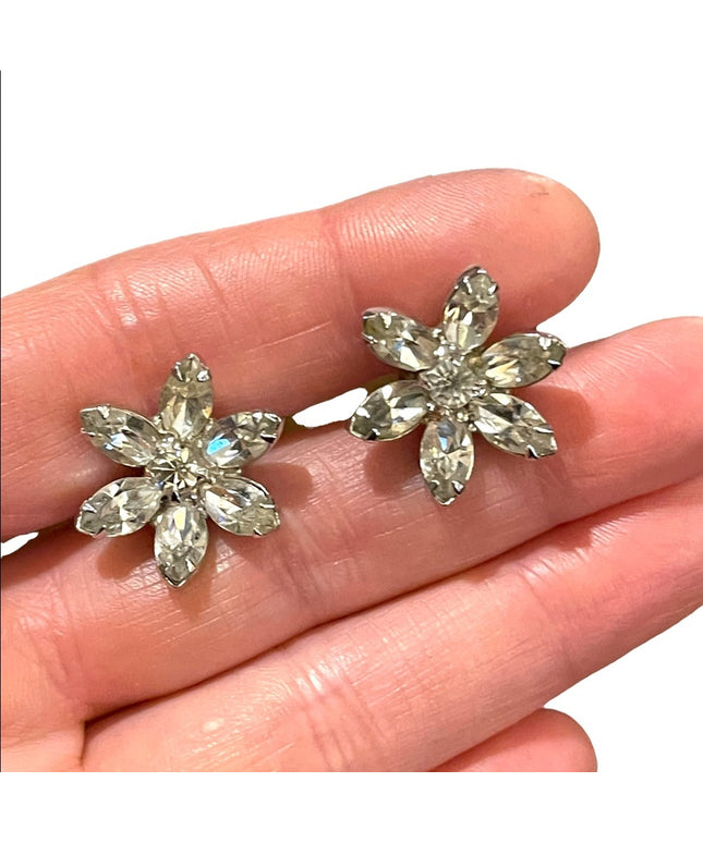 Vintage 1960s silver finish  Bell Crystal sparkle flower screwback earrings