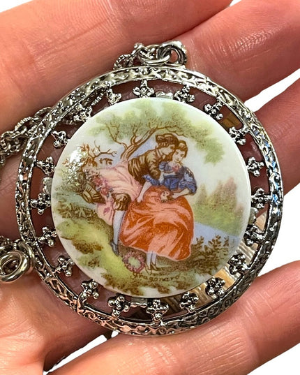 Beautiful Victorian scene silver finish large vintage pendant necklace cameo