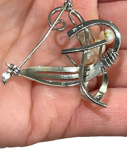 Vintage 1960s Sterling silver pearl fancy flower brooch