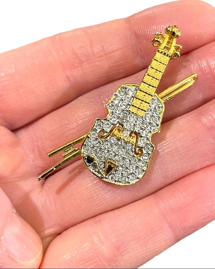 Vintage 1980s gold finish Butler rhinestone crystal violin brooch FAC