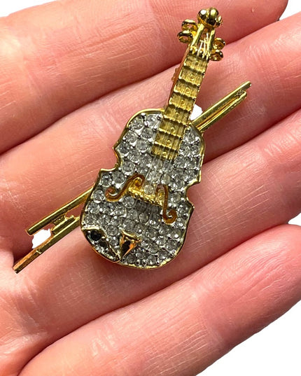 Vintage 1980s gold finish Butler rhinestone crystal violin brooch FAC