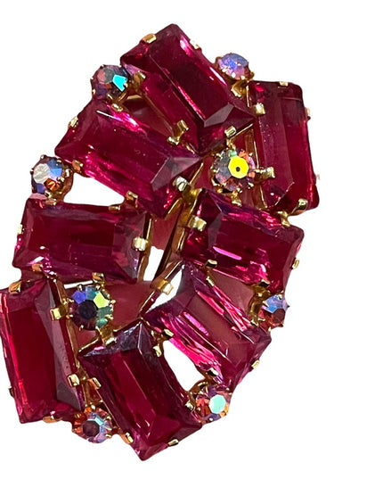 Vintage 1960s Gold finish fushia pink fancy large Juliana style crystal brooch
