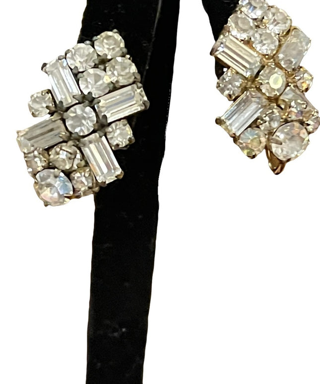 Vintage 1950s Gold finish SHERMAN Clear crystal fancy clip on earrings