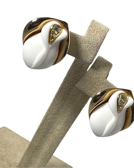 Vintage 1980s KJL Kenneth Jay Lane Flower rose white resin gold pierced …