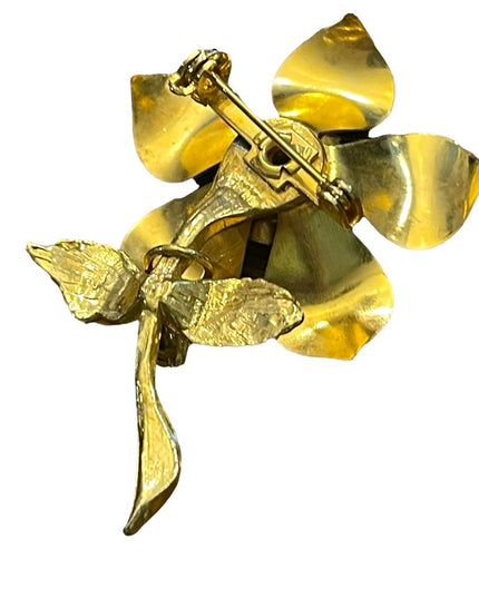 Vintage gold finish crystal rhinestone etched flower metal brooch