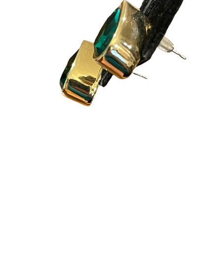 Vintage 1980s green crystal tear drop earrings gold finish