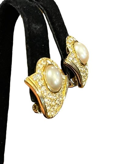 Vintage sparkle faux pearl crystal gold finish VENDOME clip on earrings
