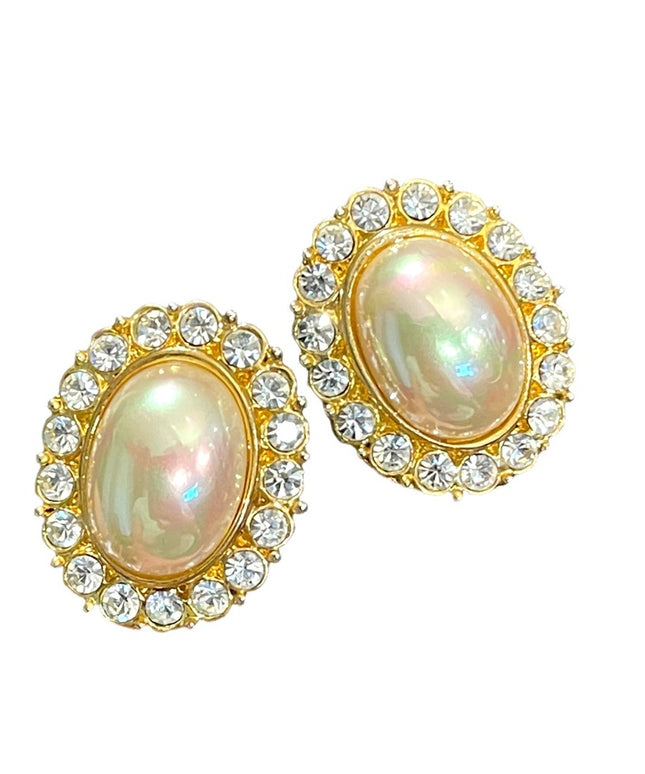 Vintage 1960s gold finish chunky faux pearl & crystal clip on earrings