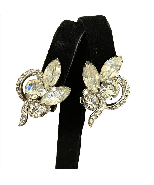 Vintage 1960s Eisenberg Ice Clear crystal fancy leaf clip on earrings