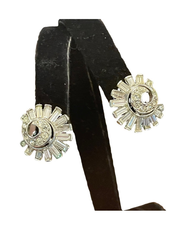 Vintage 1960s Silver finish clear crystal spiral clip on earrings
