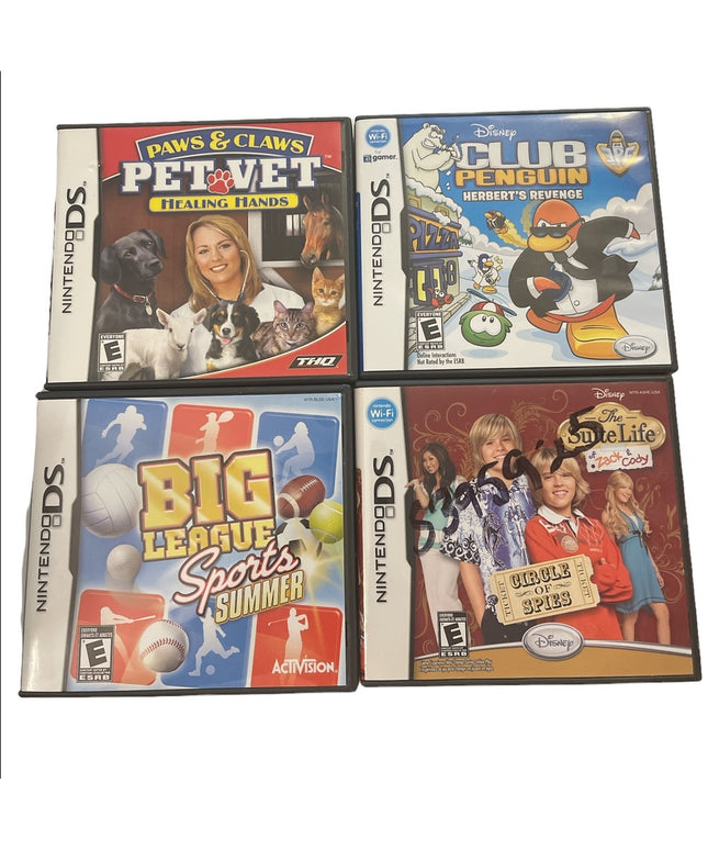 Lot of 4 Nintendo DS games with boxes and booklets