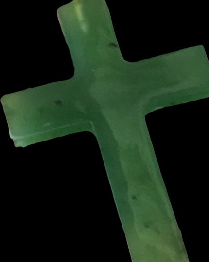 Vintage Jadite cross pendant Vg Religious