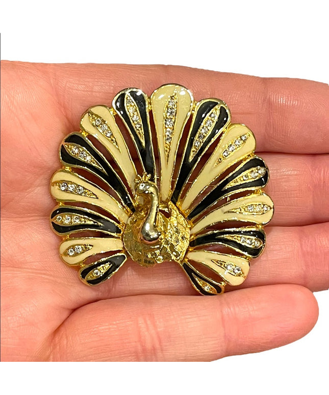 Vintage 1980s Crystal enameled peacock gold finish crystal rhinestone brooch