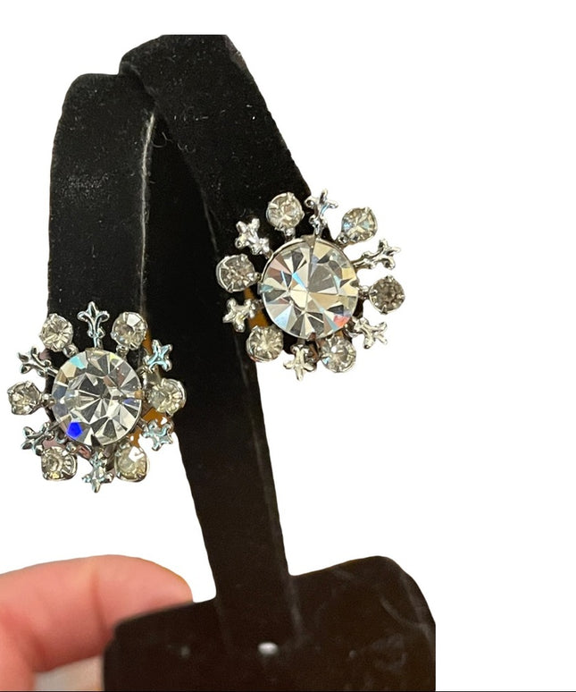 Vintage crystal flower silver finish 1960s round clip on earrings