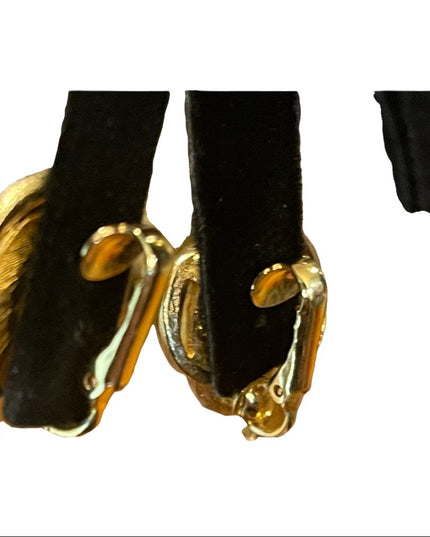 Vintage gold finish 1960s clip on infinity earrings