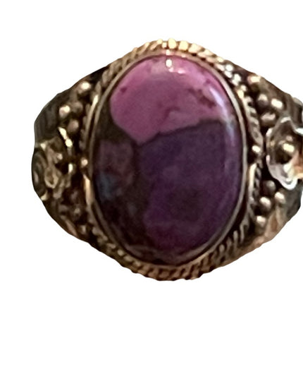 Vintage sterling 925 ornate purple stone ring