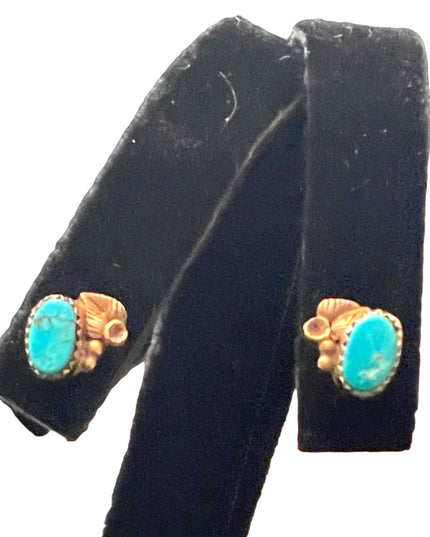 Vintage 14k Gold Turquois flower ornate Navajo earrings