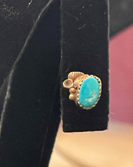 Vintage 14k Gold Turquois flower ornate Navajo earrings