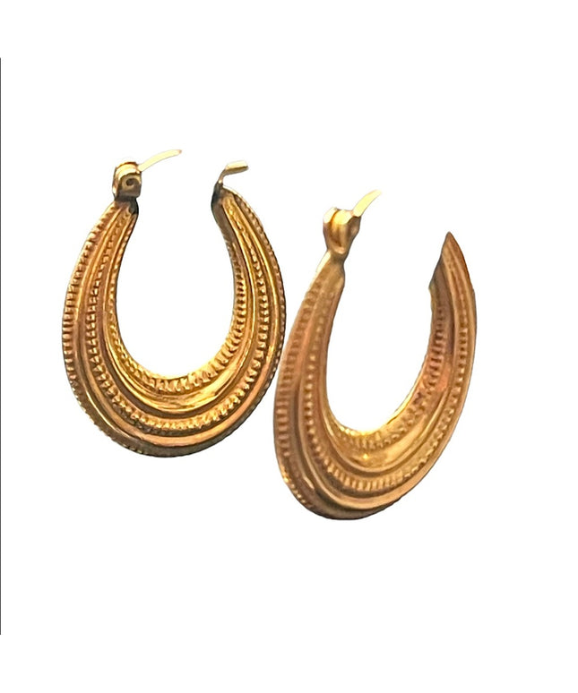 Vintage textured 14k gold oval hoop earrings