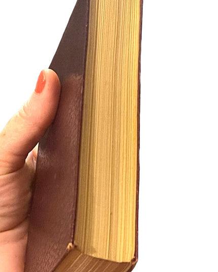 Antique 1920 UK Collins Red leather book The Pickwick Papers Charles Dickens