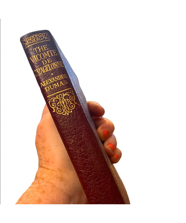 Antique 1908 THE VICOMTE DE BRAGELONNE by Alexandre Dumas-- VERY RARE--635 Pages