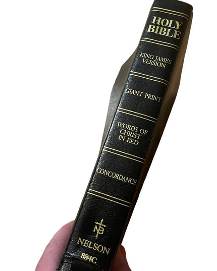King James Black leather cover bible 1990 Giant Print version