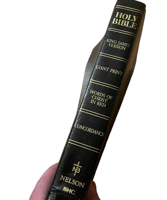 King James Black leather cover bible 1990 Giant Print version