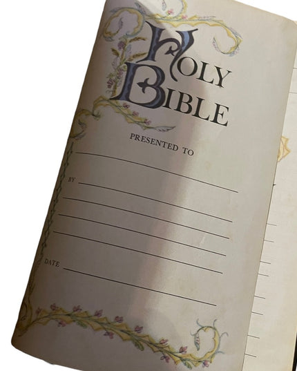 King James Black leather cover bible 1990 Giant Print version