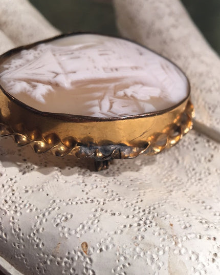 Antique 14k Gold Filled shell Carved Cameo brooch