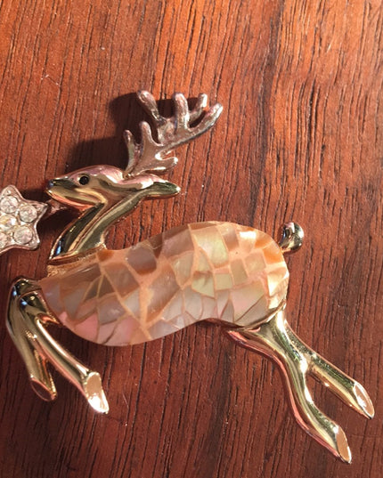 Reindeer rhinestone faux mosaic pearl brooch Gold tone