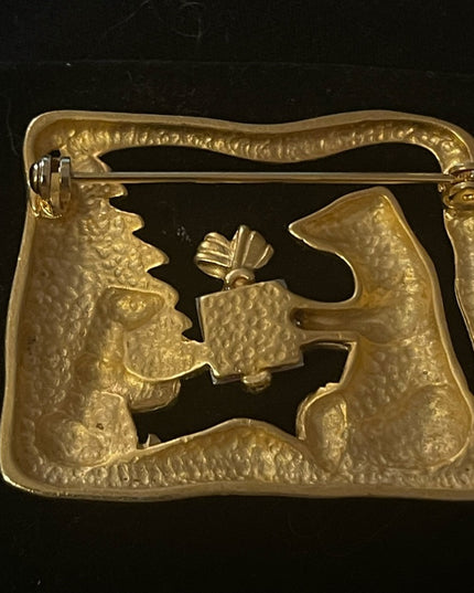 Bears giving red crystal present under tree christmas brooch gold metal