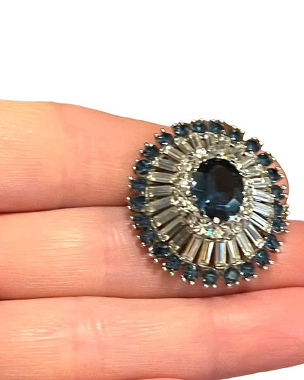 Vintage 1950s Beautiful Blue Crystal Vintage brooch starburst silver finish