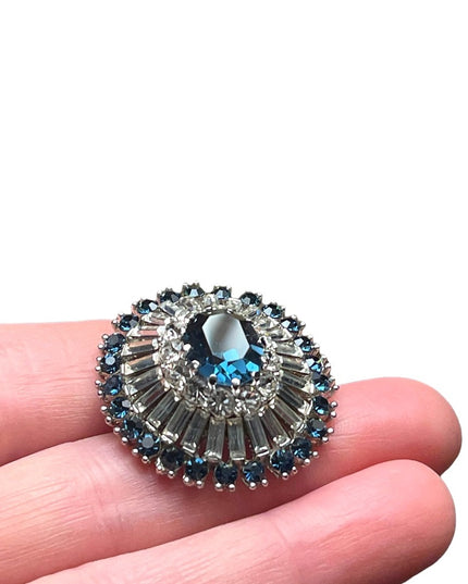 Vintage 1950s Beautiful Blue Crystal Vintage brooch starburst silver finish