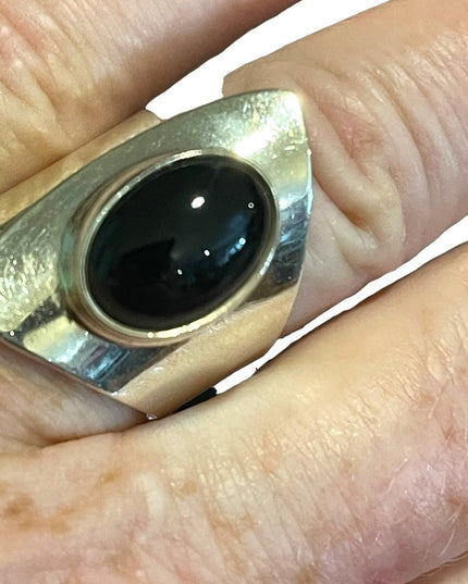 Vintage sterling silver 925 black onyx modernist brutalist wrap ring