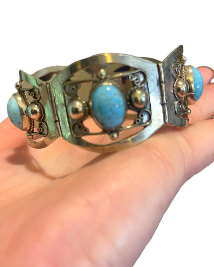 Vintage 1960s Turquois stone  Alpaca silver bangle link bracelet Mexico