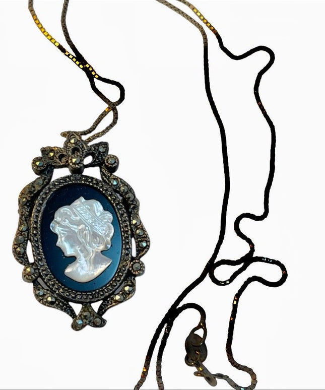 Vintage sterling silver 925 Mother of pearl  blk onyx marcasite cameo necklace