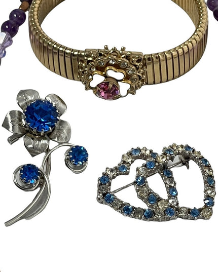 LOT OF VINTAGE Jewelry 2 brooches bracelet necklace amethyst crystal gol…