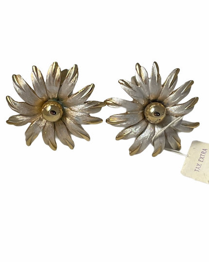 Vintage Marvella Pearl enamel daisey new cufflinks