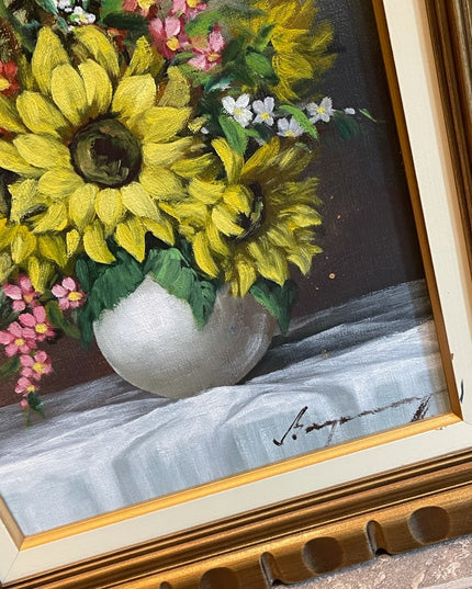 Beautiful vintage flower painting daffodil signed ornate wood frame
