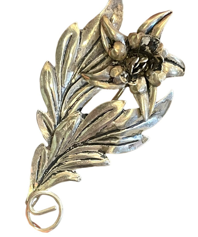 Vintage 1950s Coro Sterling silver 925 fancy flower brooch