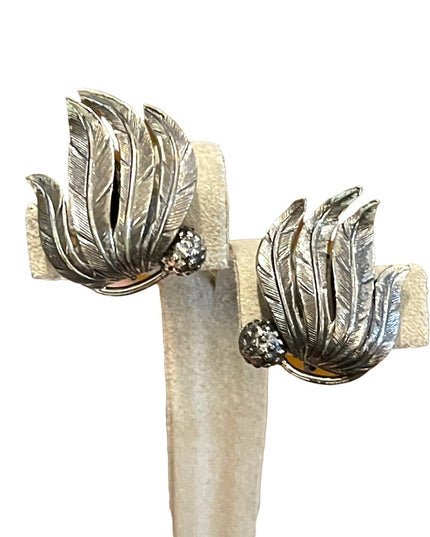 Vintage Silver leaf etched clip on earrings