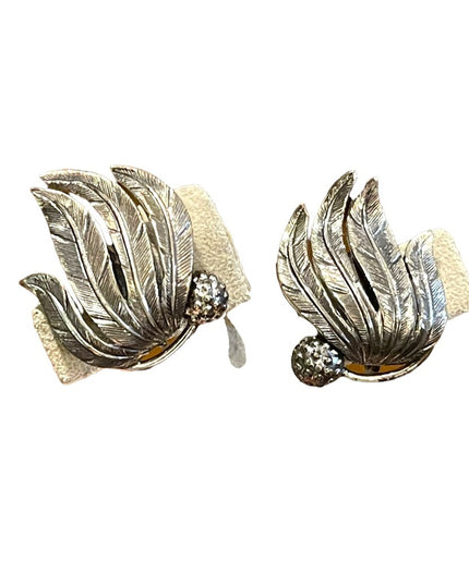 Vintage Silver leaf etched clip on earrings