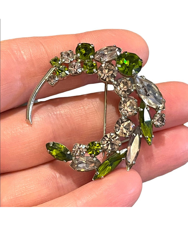 Vintage 1960s czech crystal swirl silver finish green clear sparkle brooch