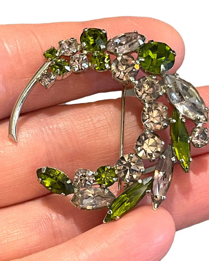 Vintage 1960s czech crystal swirl silver finish green clear sparkle brooch