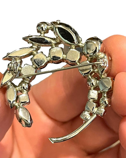 Vintage 1960s czech crystal swirl silver finish green clear sparkle brooch